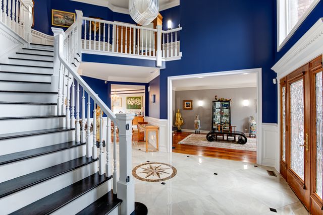 1N424 Indian Knoll Road, West Chicago, IL 60185