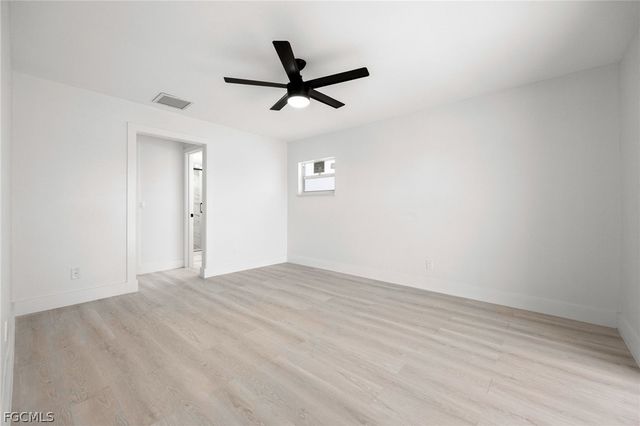 1124 SE 31st ST, Cape Coral, FL 33904