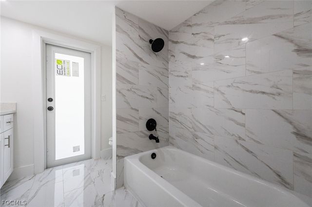 1124 SE 31st ST, Cape Coral, FL 33904