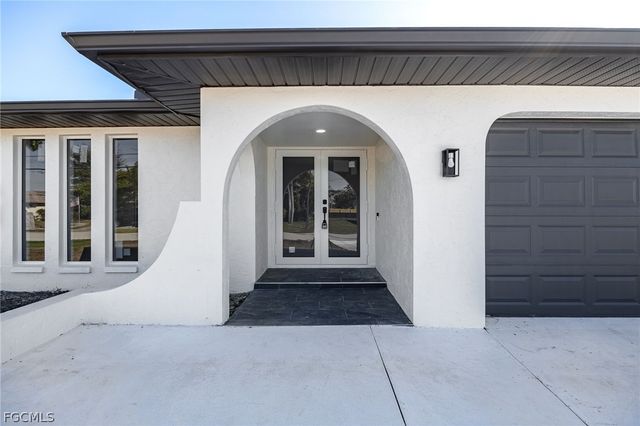 1124 SE 31st ST, Cape Coral, FL 33904