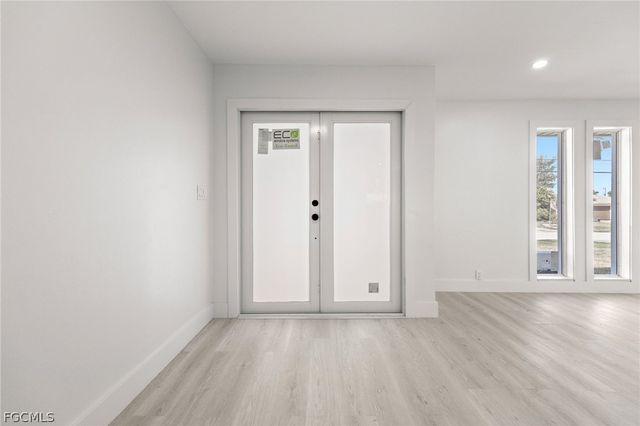 1124 SE 31st ST, Cape Coral, FL 33904