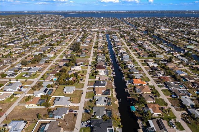 1124 SE 31st ST, Cape Coral, FL 33904