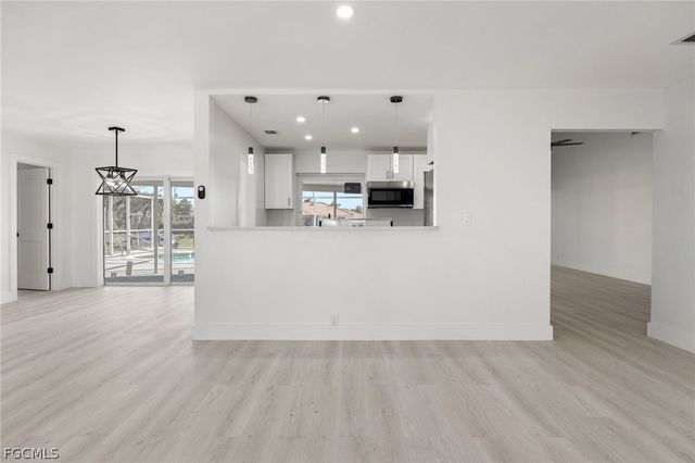 1124 SE 31st ST, Cape Coral, FL 33904