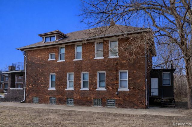 72 Pilgrim Street, Highland Park, MI 48203