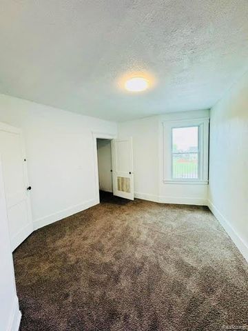 72 Pilgrim Street, Highland Park, MI 48203