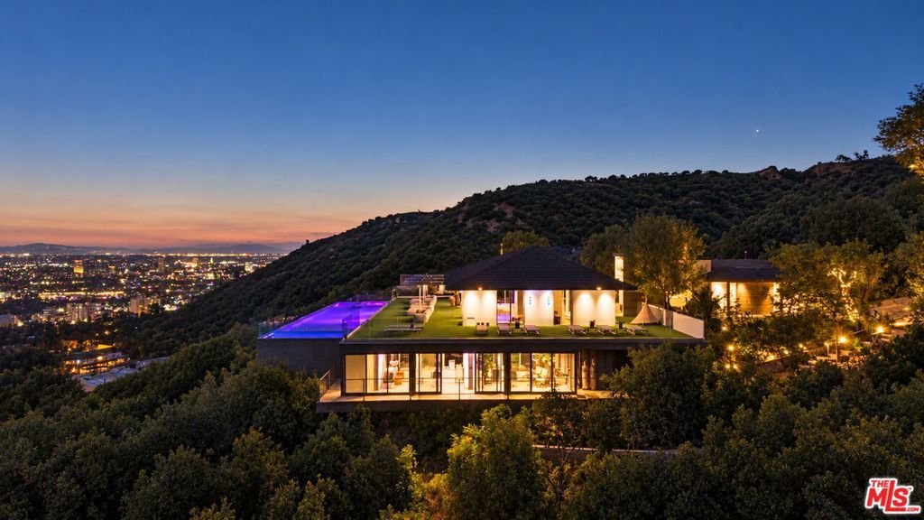 2402 Carman Crest Drive, Los Angeles, CA 90068 — exterior