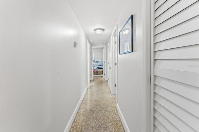 8018 N OLA AVENUE, Tampa, FL 33604