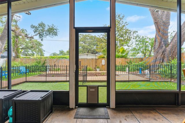 8018 N OLA AVENUE, Tampa, FL 33604