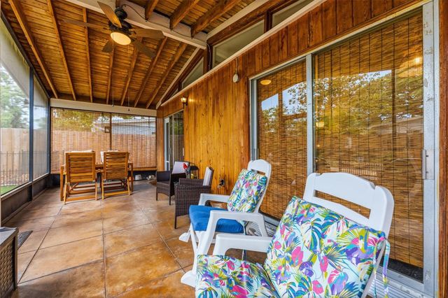 8018 N OLA AVENUE, Tampa, FL 33604