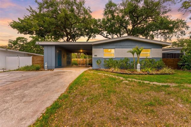 8018 N OLA AVENUE, Tampa, FL 33604