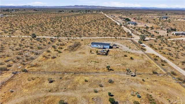 5885 Dos Palmas, Phelan, CA 92371