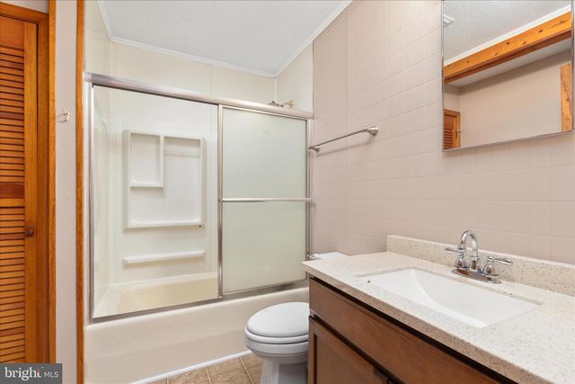 224 DOE TRL, Winchester, VA 22602