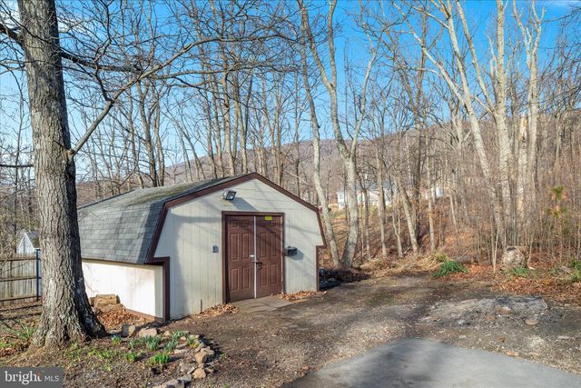 224 DOE TRL, Winchester, VA 22602