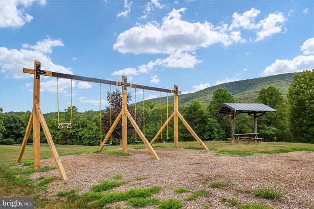 224 DOE TRL, Winchester, VA 22602