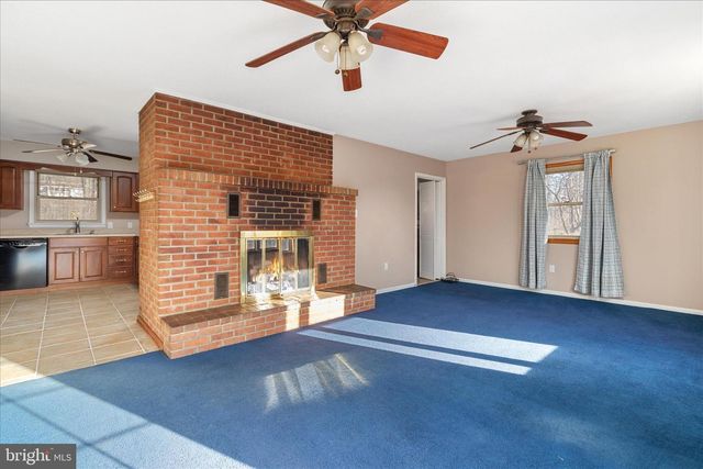 224 DOE TRL, Winchester, VA 22602