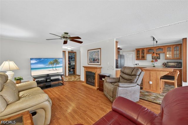 30 Aloe ST, Alva, FL 33920