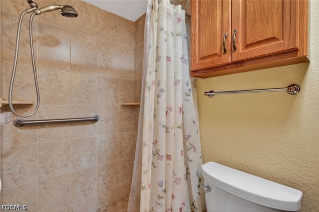 30 Aloe ST, Alva, FL 33920