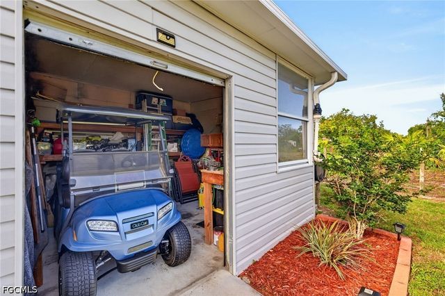 30 Aloe ST, Alva, FL 33920