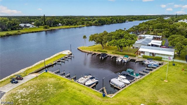 30 Aloe ST, Alva, FL 33920