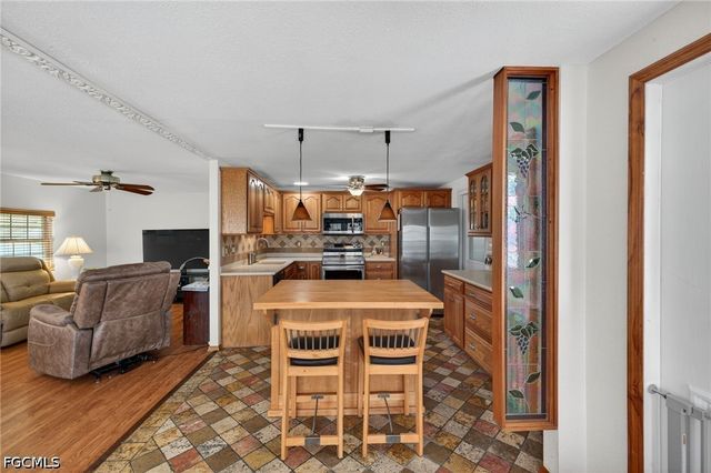 30 Aloe ST, Alva, FL 33920