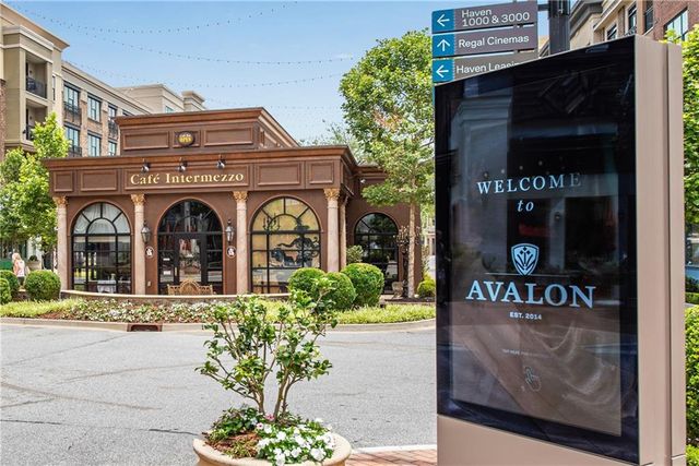 12825 Doe Drive, Alpharetta, GA 30004