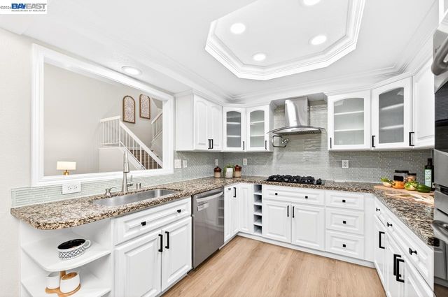 7361 Stonedale Dr, Pleasanton, CA 94588
