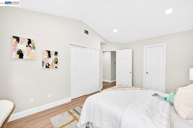 7361 Stonedale Dr, Pleasanton, CA 94588