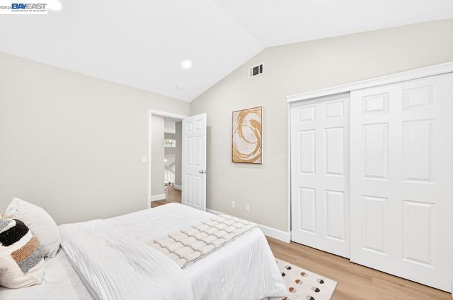 7361 Stonedale Dr, Pleasanton, CA 94588
