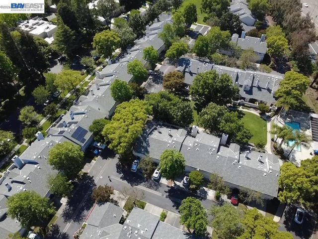 7361 Stonedale Dr, Pleasanton, CA 94588