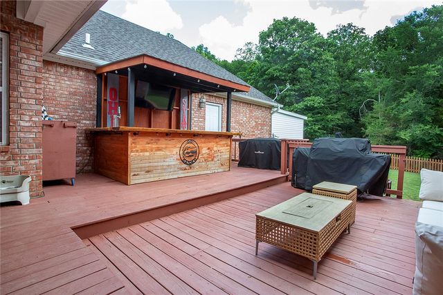 351 Channel Circle, Russellville, AR 72802