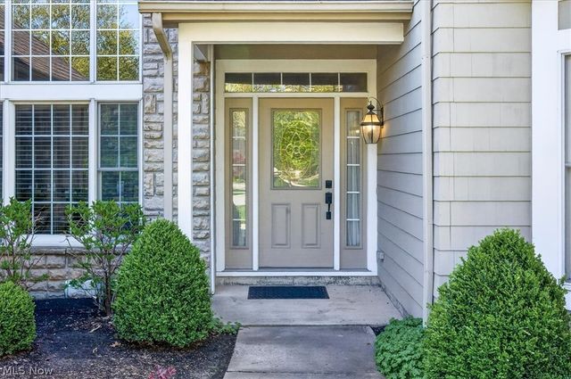 122 Haskell Drive, Bratenahl, OH 44108