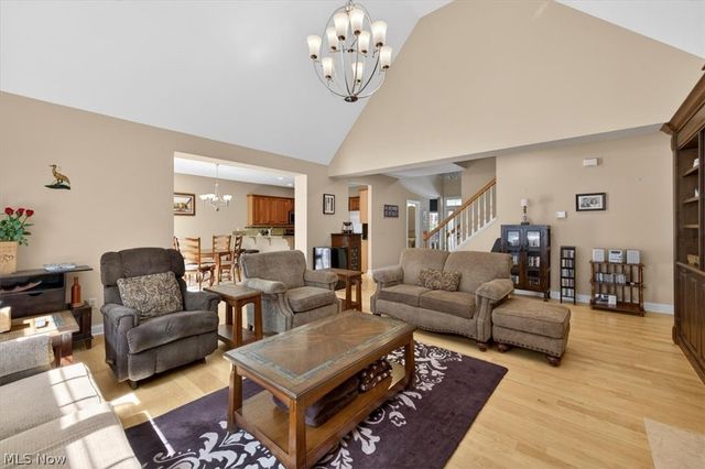 122 Haskell Drive, Bratenahl, OH 44108