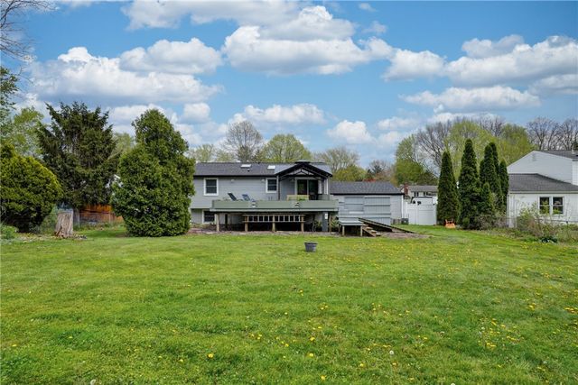 19 Longhorn Drive, Henrietta, NY 14586