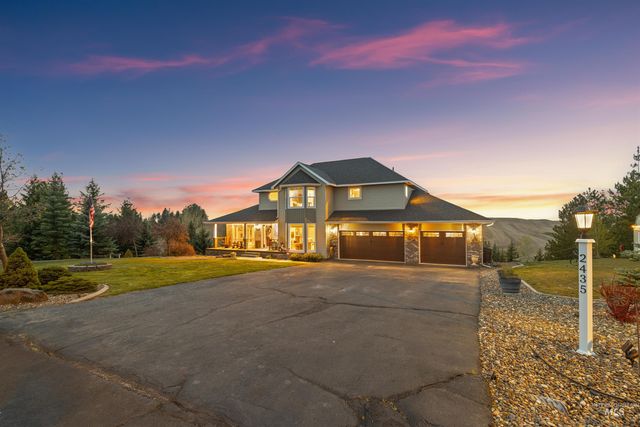 2435 Arborcrest Rd, Moscow, ID 83843 property photo