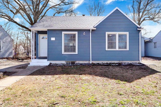 523 W Pine Street, Junction City, KS 66441