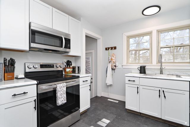 523 W Pine Street, Junction City, KS 66441