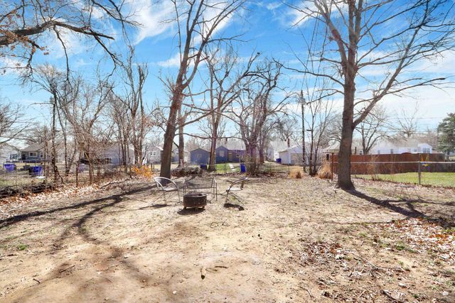 523 W Pine Street, Junction City, KS 66441