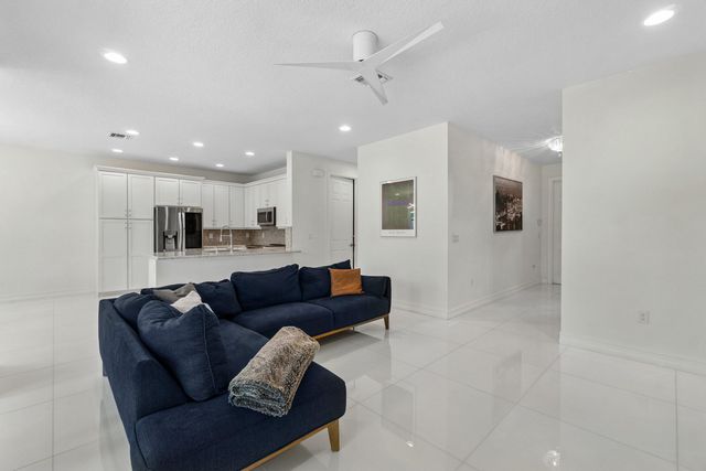 14566 White Jade Terrace, Delray Beach, FL 33446
