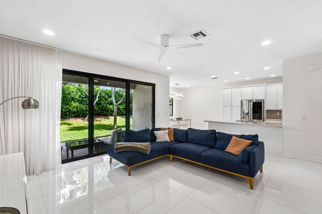 14566 White Jade Terrace, Delray Beach, FL 33446