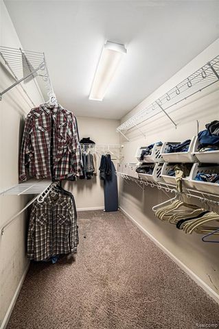 58874 Peters Barn Drive, South Lyon, MI 48178