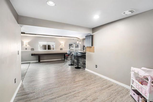 58874 Peters Barn Drive, South Lyon, MI 48178