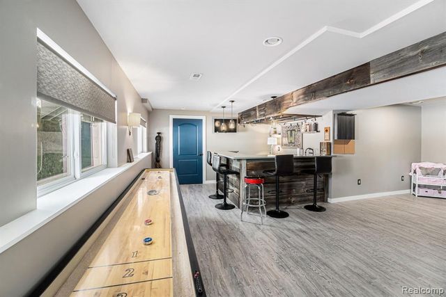 58874 Peters Barn Drive, South Lyon, MI 48178