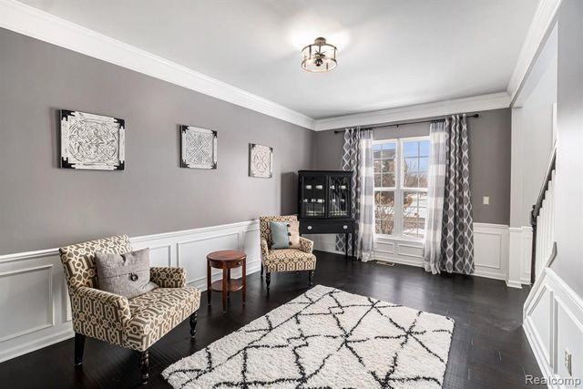 58874 Peters Barn Drive, South Lyon, MI 48178