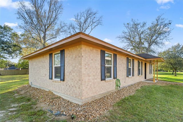 13743 Fm 1409, Old River-winfree, TX 77535