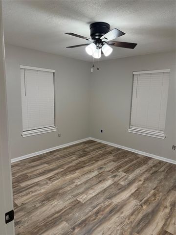 13743 Fm 1409, Old River-winfree, TX 77535