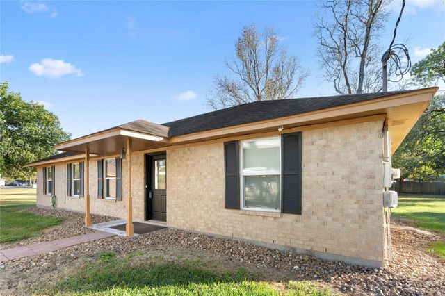 13743 Fm 1409, Old River-winfree, TX 77535