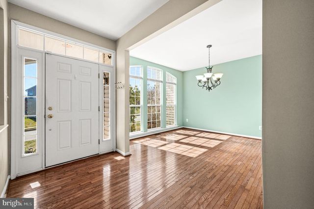 102 HAVEN CIR, Coatesville, PA 19320