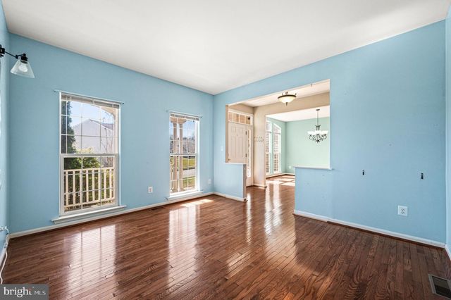 102 HAVEN CIR, Coatesville, PA 19320