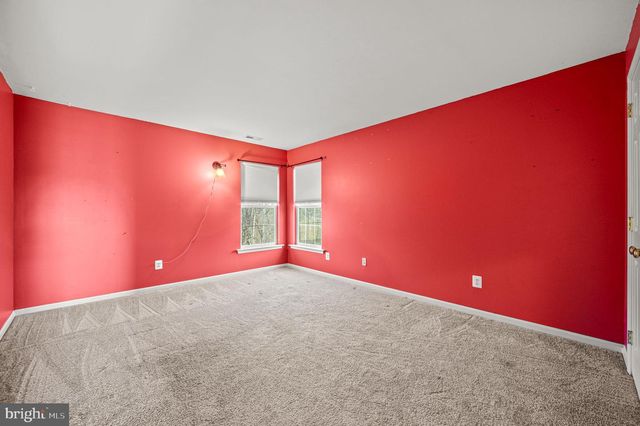 102 HAVEN CIR, Coatesville, PA 19320