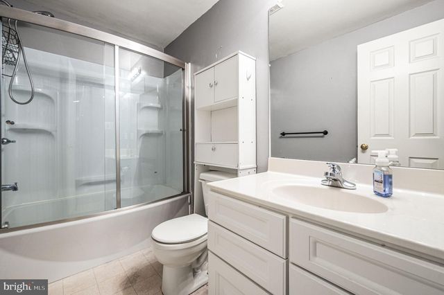 102 HAVEN CIR, Coatesville, PA 19320